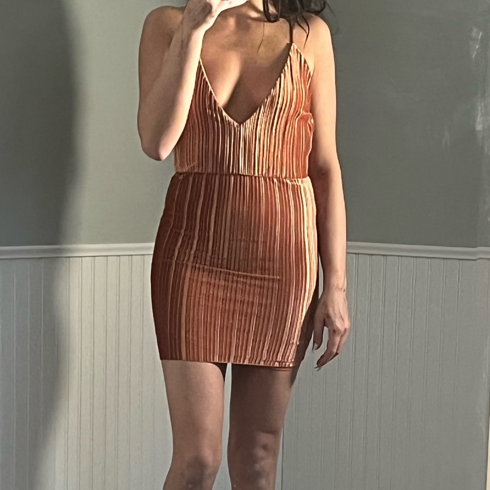 Misguided Velvet Rust Mini Dress. Brand New with tags. Size 4